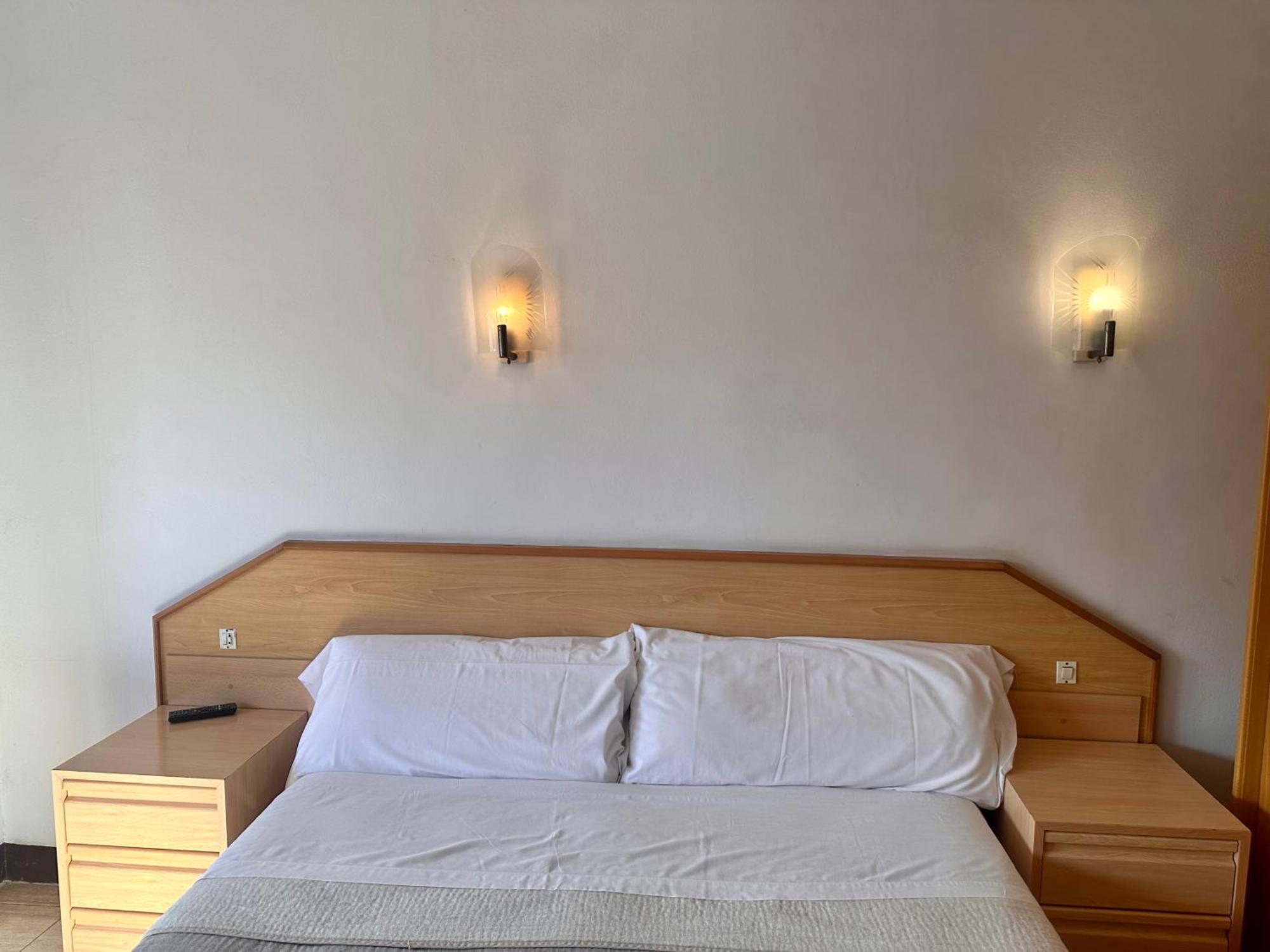 Fonda Can Setmanes Blanes Exterior foto
