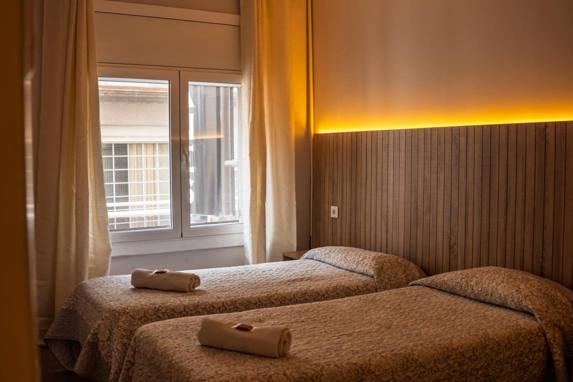 Fonda Can Setmanes Blanes Exterior foto