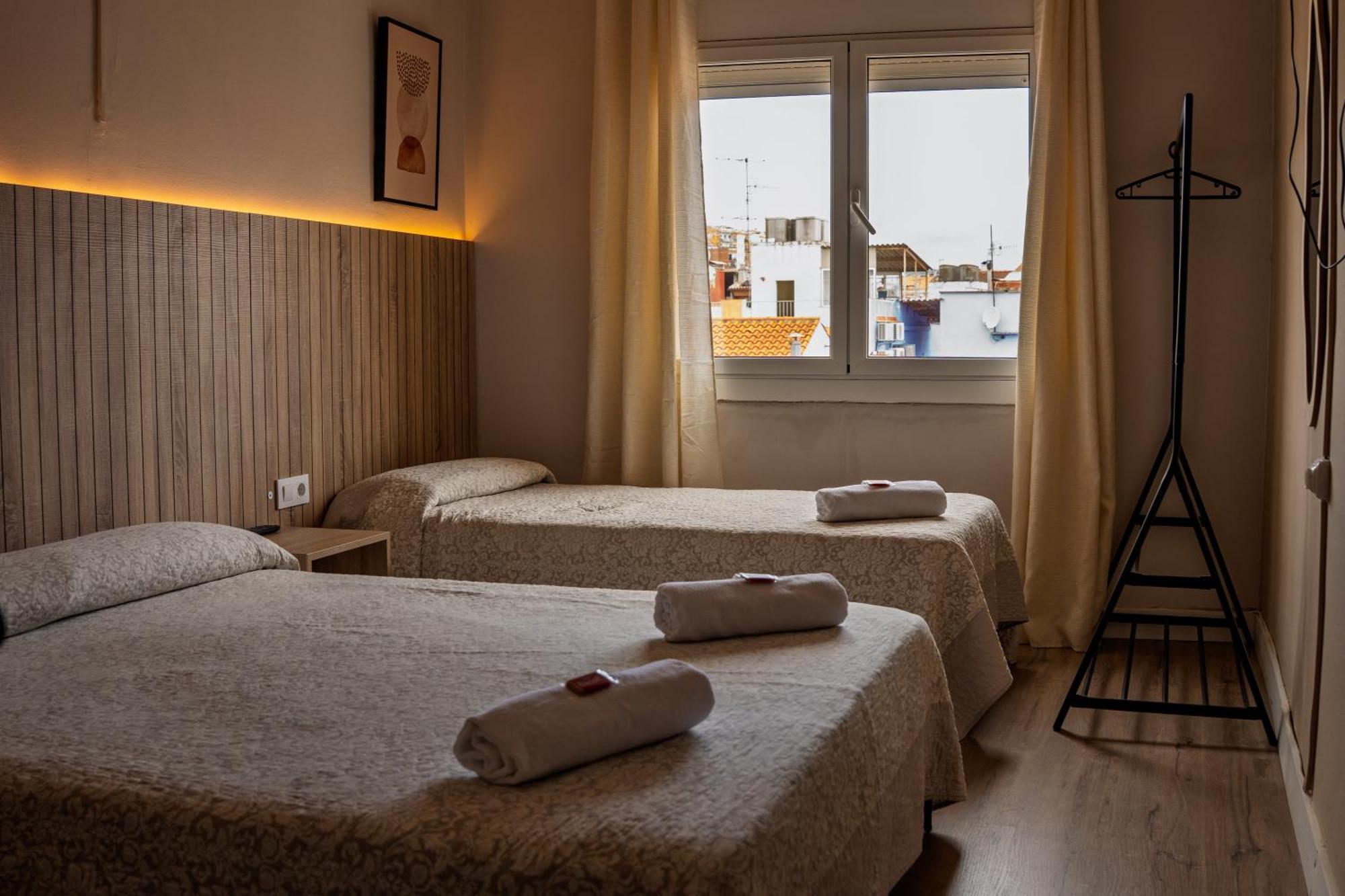 Fonda Can Setmanes Blanes Exterior foto